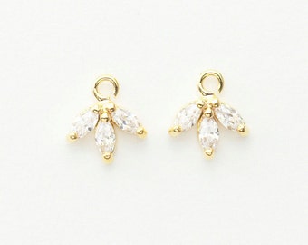 3075021 / Small Maple Leaf / 16k Gold Plated Brass with Cubic Zirconia Pendant 8.3mm x 9mm / 0.3g / 2pcs