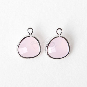 1040062 / Ice Pink / Rhodium Plated Brass Framed Glass Pendant 13.2mm x 16.7mm / 1.4g / 2pcs