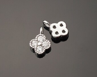 3074012 / Four Leaf Clover / Rhodium Plated Brass with Cubic Zirconia Pendant 5.4mm x 7.5mm / 2mm Thickness / 0.2g / 2pcs