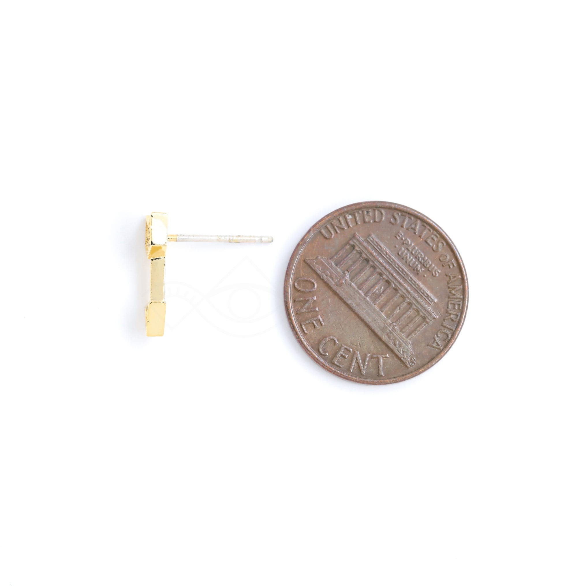 5626012 / Cubic Arrow / Rhodium Plated Brass With CZ Stud Earring