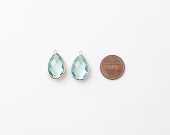おすすめ人気ランキング2025年 / 1067232 Dark Framed Brass Plated Rhodium / Zircon Blue パーツ