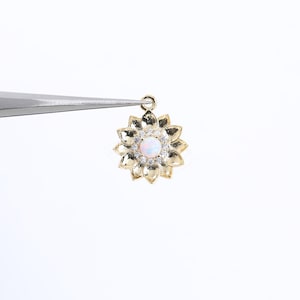 3763011 / Opal Sunflower / 16k Gold Plated Brass Pendant with CZ, Opal Pendant 11mm x 13mm / 0.7g / 2pcs