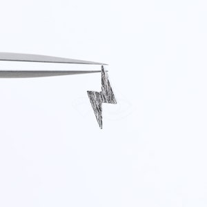 3249012 / Lightning / Sand Finished Rhodium Plated Brass Pendant 5.2mm x 12mm / 0.4g / 2pcs