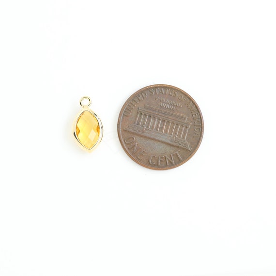 1130201 / Light Sapphire / 16k Gold Plated Brass Framed