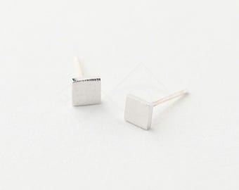 5581032 / Simple Square / Sand Finished Rhodium Plated Brass 4.5mm x 4.5mm / 0.3g / 2pcs