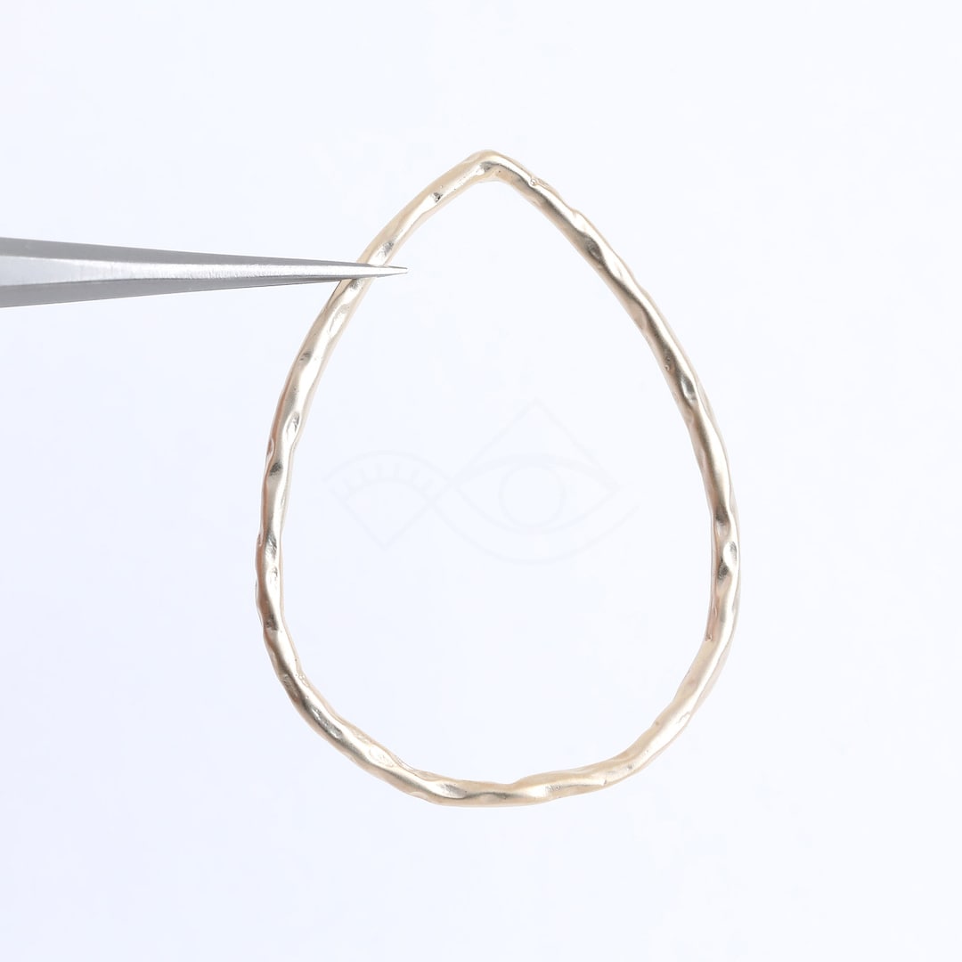 3708014 / Teardrop / 16k Matt Gold Plated Brass Pendant 22.5mm Etsy