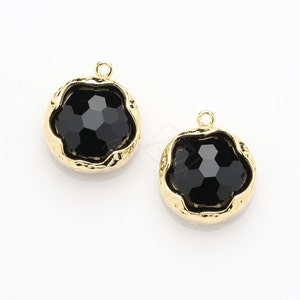 1028151 / Jet / 16k Gold Plated Brass Framed Glass Pendant 13.7mm x 15.9mm / 2.1g / 2pcs
