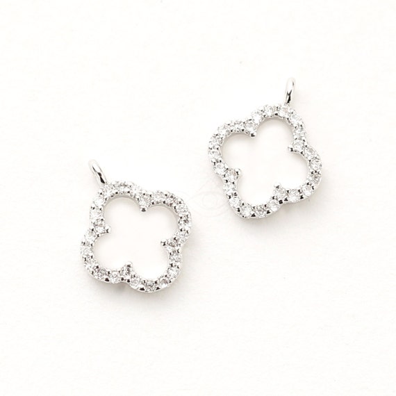 3185012 / Clover / Rhodium Plated Brass With Cubic Zirconiia