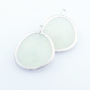 1030045 / White Smoke / Matt Rhodium Plated Brass Framed Glass Pendant (Extra Large) 24mm x 29mm / 5.8g / 2pcs