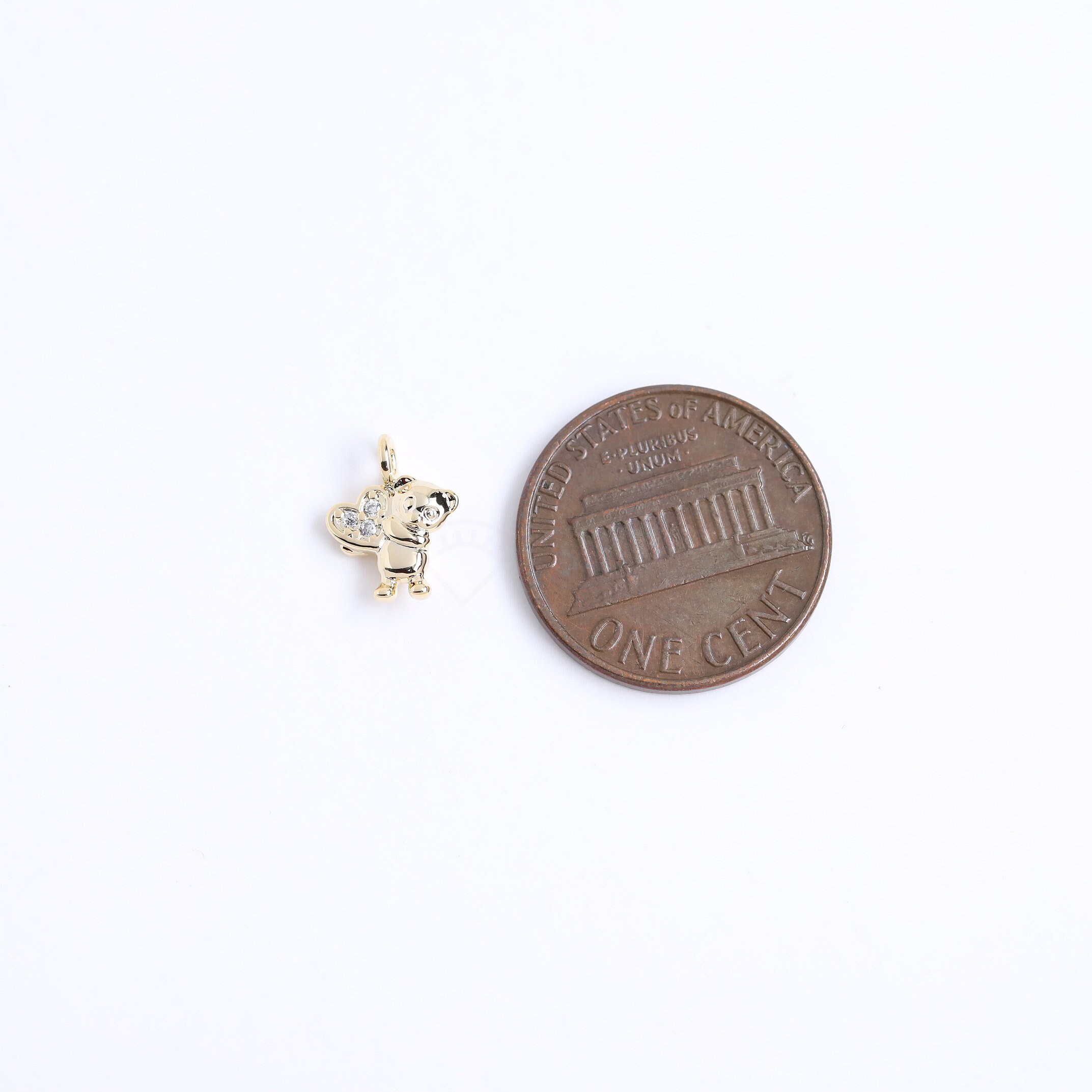 3693011 / Tiny Heart Bear / 16k Gold Plated Brass With CZ