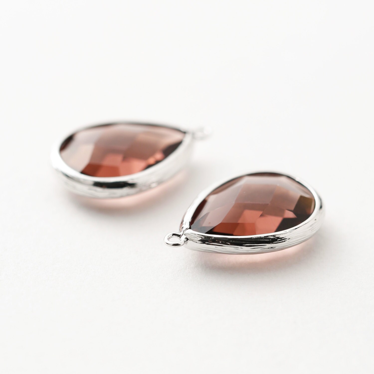1067282 / Red Bean / Rhodium Plated Brass Framed Glass