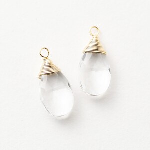 1044511 / Crystal / 16k Gold Plated Wire Loop Pendant  10mm x 18mm / 1g / 2pcs