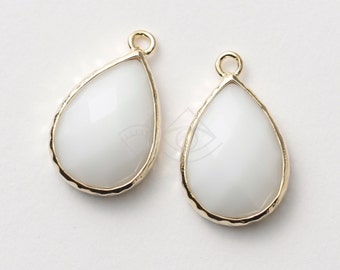 1071091 / White Alabaster / 16k Gold Plated Brass Framed Glass Pendant  11.7mm x 18.5mm / 1.6g / 2pcs