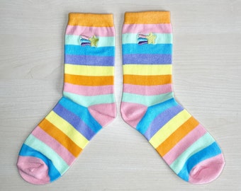 Sternenregenbogen Socken