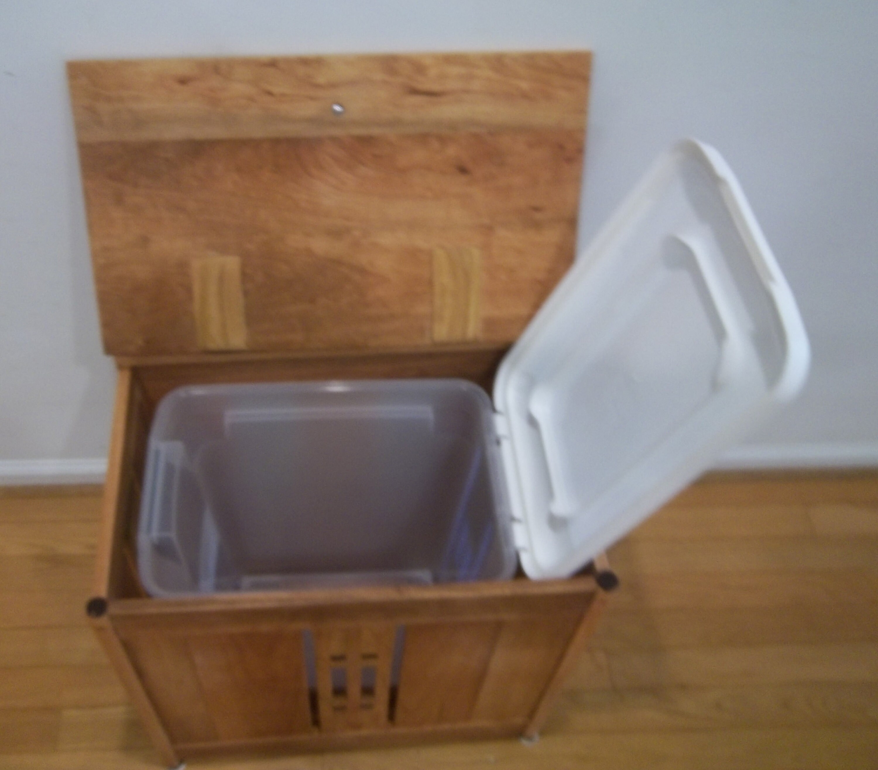 Pet Food Keeper Arts and Crafts Style