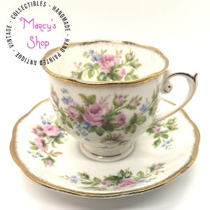 Vintage Roslyn China Tea Cup & Saucer – Moss Rose Pattern, Fine Bone China, Made in England