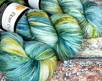 Squish Dyet - Ultra Fine Superwash Merino! - Summer Vacay in the U.P Eh? - Free Shipping!