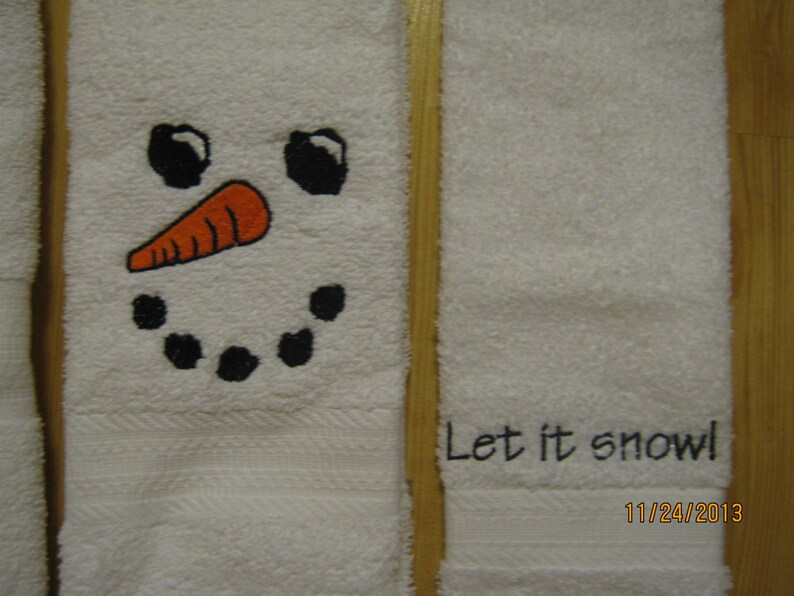 SewnbyStacy Snowman Face Towel - Thumbnail 2