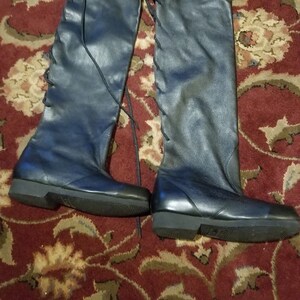 black flat boots size 5