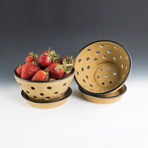 Berry Bowls - Bamboo Colored Glaze with matching saucer. Great Pottery Gifts.