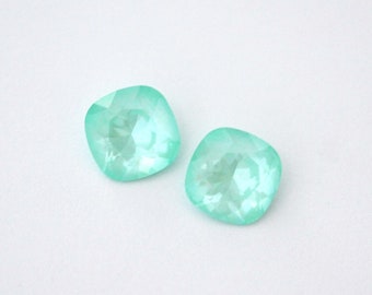 Soft Mint Ignite 12mm Cushion Cut 4470 Barton Crystals - Multiple Pack Sizes Available