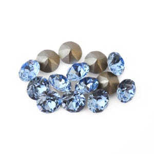 Light Sapphire 39ss 1088 Round Crystals by Swarovski® 8mm Pointed Back Chatons, Cup Chain