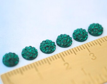 エメラルド！+パールトーン加工 エメラルド 6 mm パヴェ クリスタル カボション、86601 バートン