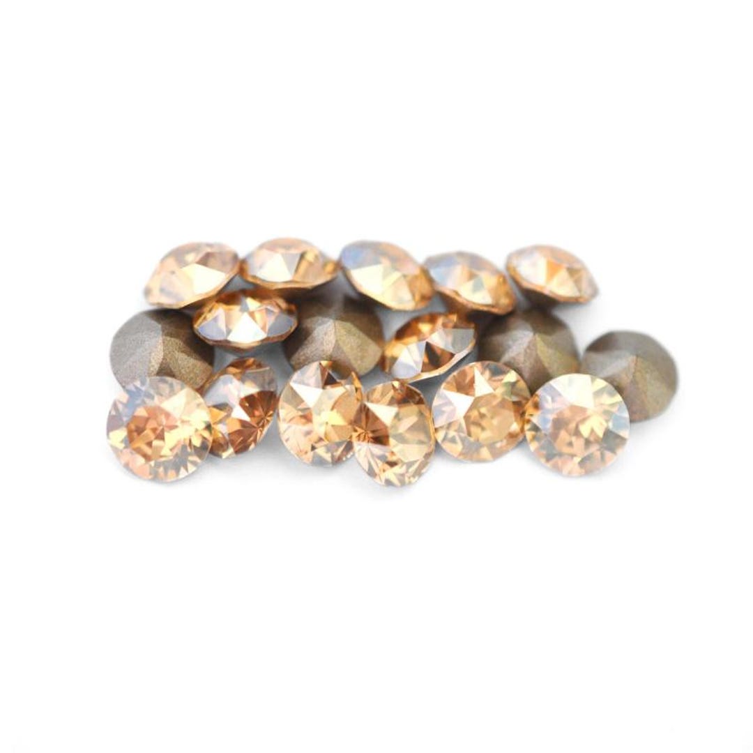 Golden Shadow 29ss 1088 Round Crystals by Swarovski® 6mm Pointed