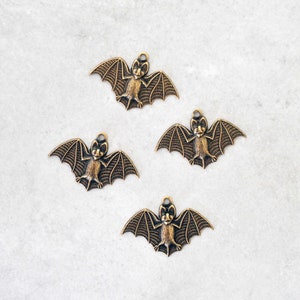 Antique Brass Ox Swooping Brass Bat Charm Stampings - Wide Wing Bat Pendants - Gothic Bat Finding - Halloween - Flying Bats - ABB106