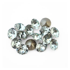 Light Azore 39ss 1088 Round Crystals by Swarovski® 8mm Pointed Back Chatons, Cup Chain