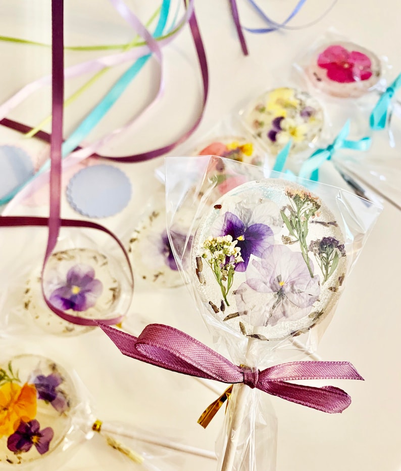 Edible Flower Lollipops image 9