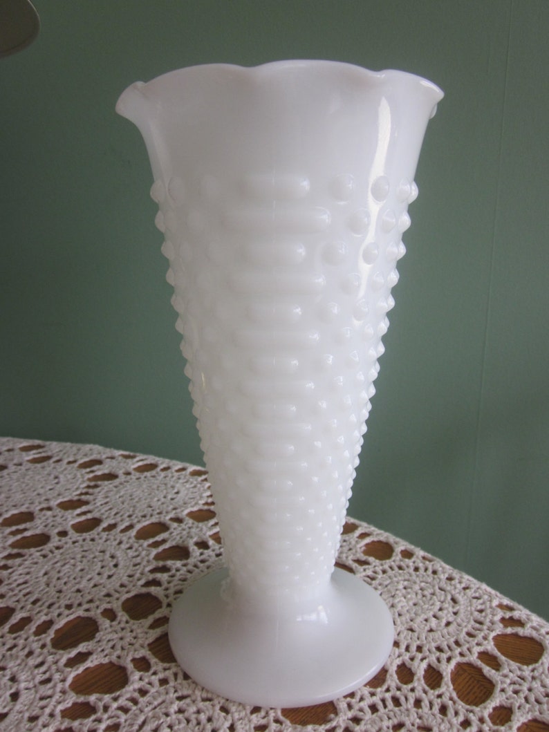 Vintage Milk Glass Fluted Edge Vase Etsy