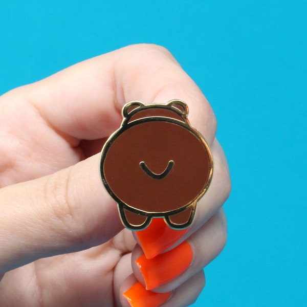 Bear bum enamel pin, pins, bear pin, bum pin, bear badge, funny pin, bear, fun pin, cute pin, bear brooch, pins and patches, animal bums