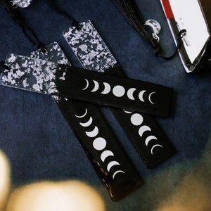 Black & Silver Moon Phases Bookmark | Halloween Bookmark