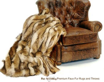 Plush Faux Fur Throw Blanket, Bedspread - Luxury Fur - Gloden Brown Coyote Stripe - Minky Cuddle Fur Lining - Fur Accents USA