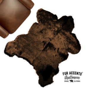 Tappeto in pelle d&#39;orso. Realistico. Pelliccia sintetica. Tappeto da area. Lodge Cabin. Tappeto da lancio. Orso delle Smoky Mountain. Rustico. Log Cabin, Lodge, Cottage Décor. Pelo lungo.
