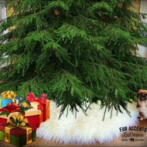 Classic Faux Fur Christmas Tree Skirt - Shaggy Shag Faux Sheepskin Pelt - Round with Slit - White and Off White - by Fur Accents - USA