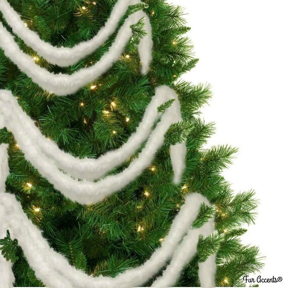 Faux Fur Christmas Tree Garland,Shaggy White Arctic Fox,Strand,Snow Flake Ornament - Stairway Trim - Mantle Decoration - 2" Fur Accents-USA