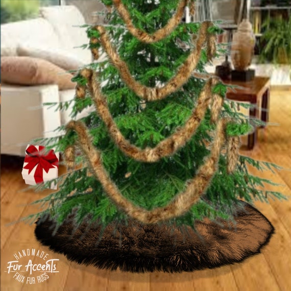 Extraordinary Faux Fur Christmas Tree Skirt - Plush Shag Faux Sheepskin - Round White - Christmas Decoration - Ornament - by Fur Accents USA