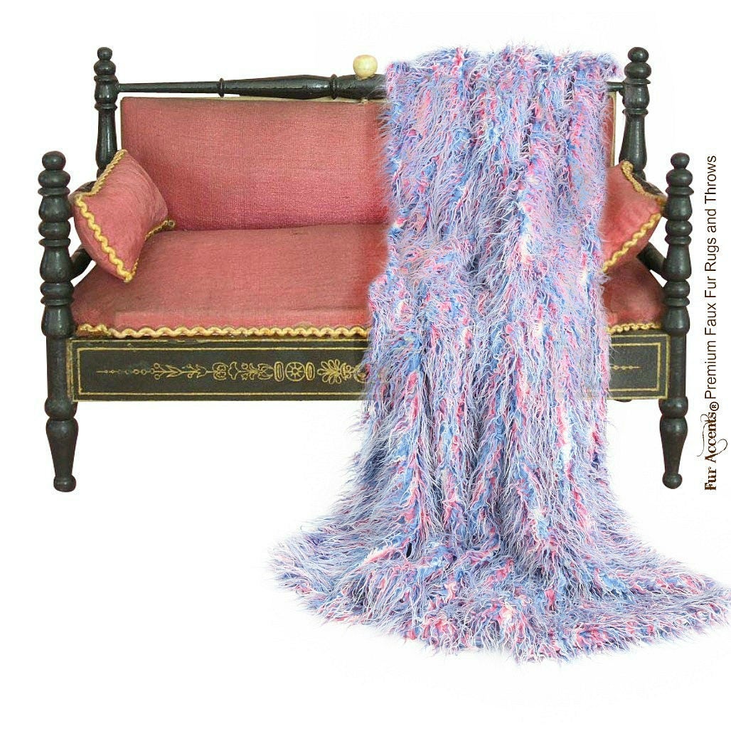 Plush Faux Fur Throw Blanket - Bedspread - Luxury Fur Pink Blue and