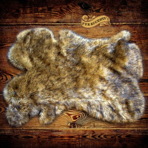Classic Faux Fur Deer Skin Pelt Rug Buffalo Hide Area Carpet Classic Faux Fur Deer Skin Pelt Rug Buffalo Hide Area Carpet