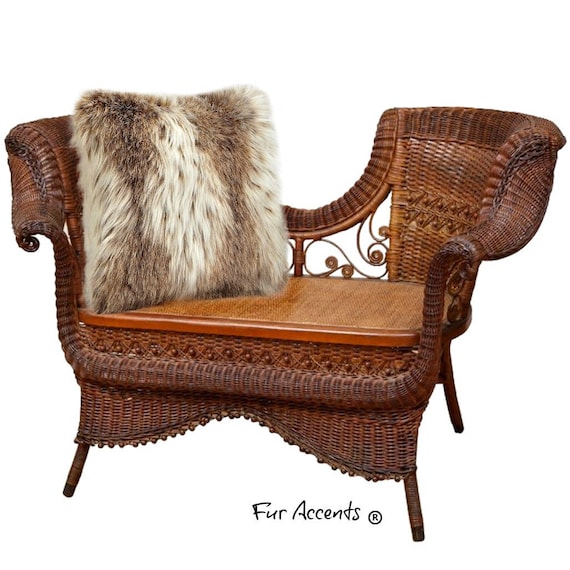 1 Plush Faux Fur Pillow - Sham - Cover - Plush Shag - Sheepskin - 3 New Sizes - Brown Russian Fox - Designer Throw - Toss -  Fur Accents USA