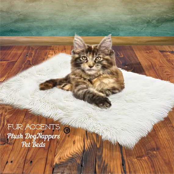 Dog Nappers Pet Pad - Cat Mat - Dog Bed - Silky Soft Premium Faux Fur - Padded Shag - Sheepskin - Mini Rug - Washable - Fur Accents USA