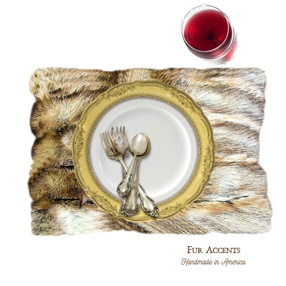 Plush Ribbed Fox Faux Fur Placemat, Luxury Fur, Soft Shaggy Fox Fur,  Place Mat, Table Top, Wedding Decor, Designer Handmade Fur Accents USA