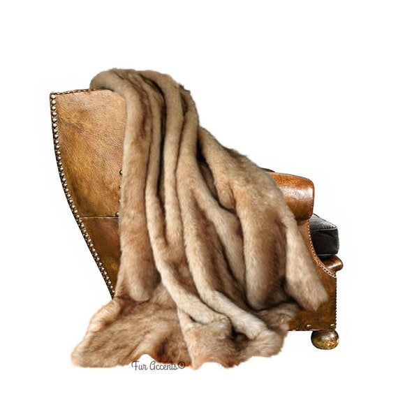 Plush  Faux Fur Throw Blanket, Soft Creamy White and Brown Tip Fox Fur Shag - Luxury Fur - Minky Snuggle, Cuddle Fur Lining Fur Accents USA