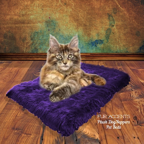 Dog Nappers Pet Pad - Cat Mat - Dog Bed - Silky Soft Premium Faux Fur - Padded Shag - Sheepskin - Mini Rug - Washable - Fur Accents USA