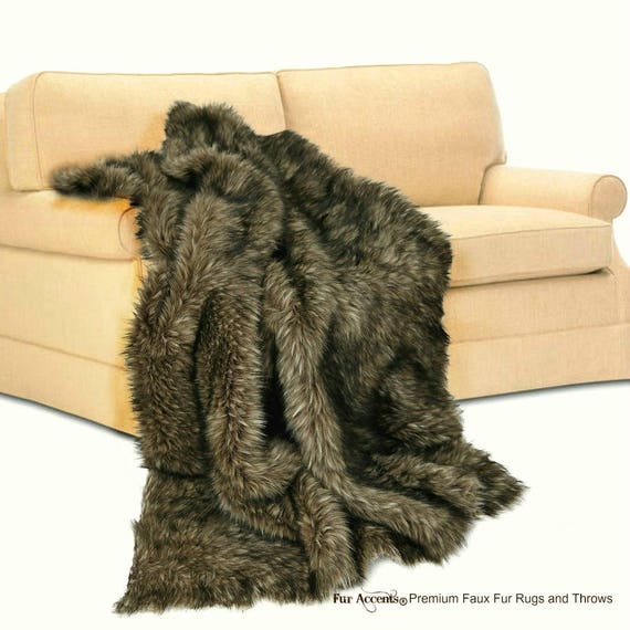 Plush Faux Fur Throw Blanket - Bedspread - Luxury Fur Medium Brown Wolf - Fur Minky Cuddle Fur Lining - Fur Accents - USA