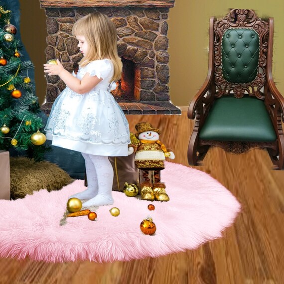 Classic Faux Fur Christmas Tree Skirt - Shaggy Shag Faux Sheepskin Pelt - Round with Slit - Choose Color and Size - by Fur Accents - USA