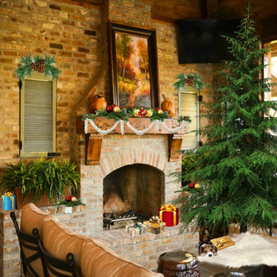 Classic Faux Fur Christmas Tree Skirt - Shaggy Shag Faux Sheepskin Round  - 18 Colors including White and Off White - by Fur Accents - USA