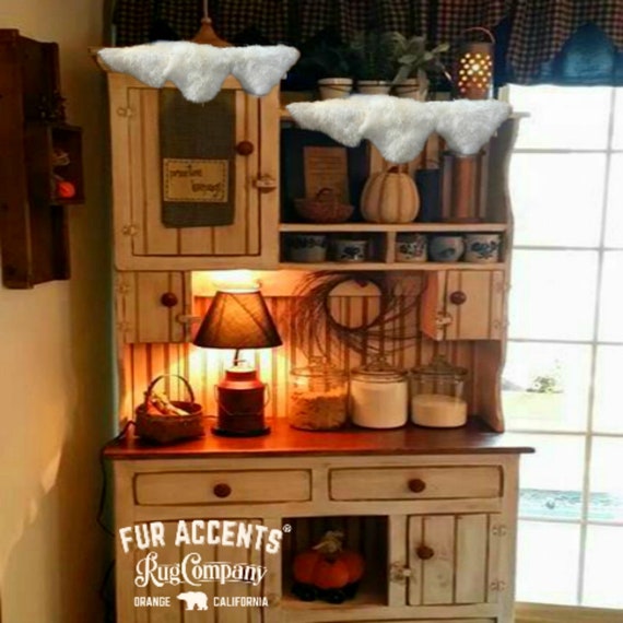 Faux Fur Fireplace Mantle Scarf Shaggy Faux Sheepskin Christmas Decoration White / Off White Snow Drift Swag Garland by Fur Accents - USA